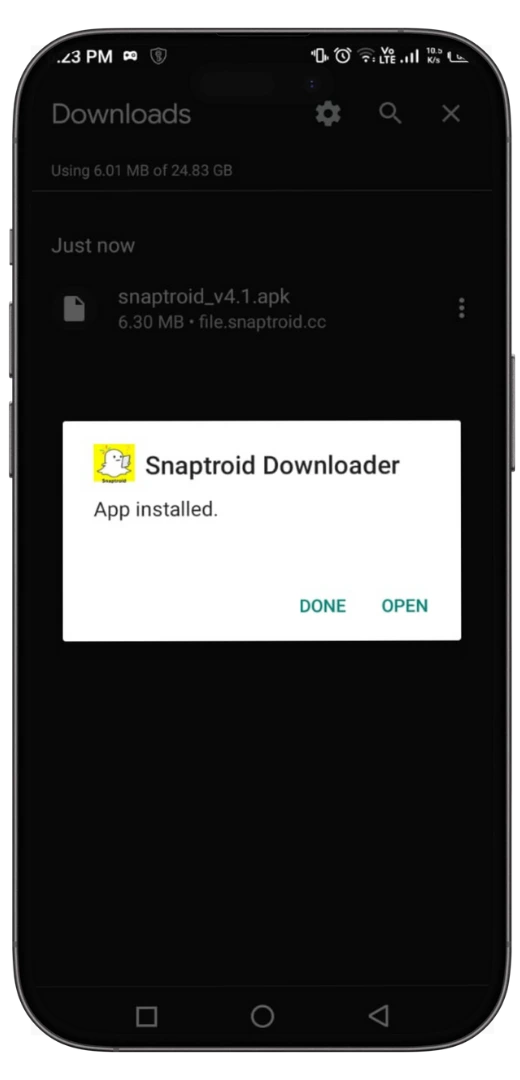 Screenshot of Snaptroid installing on an Android phone